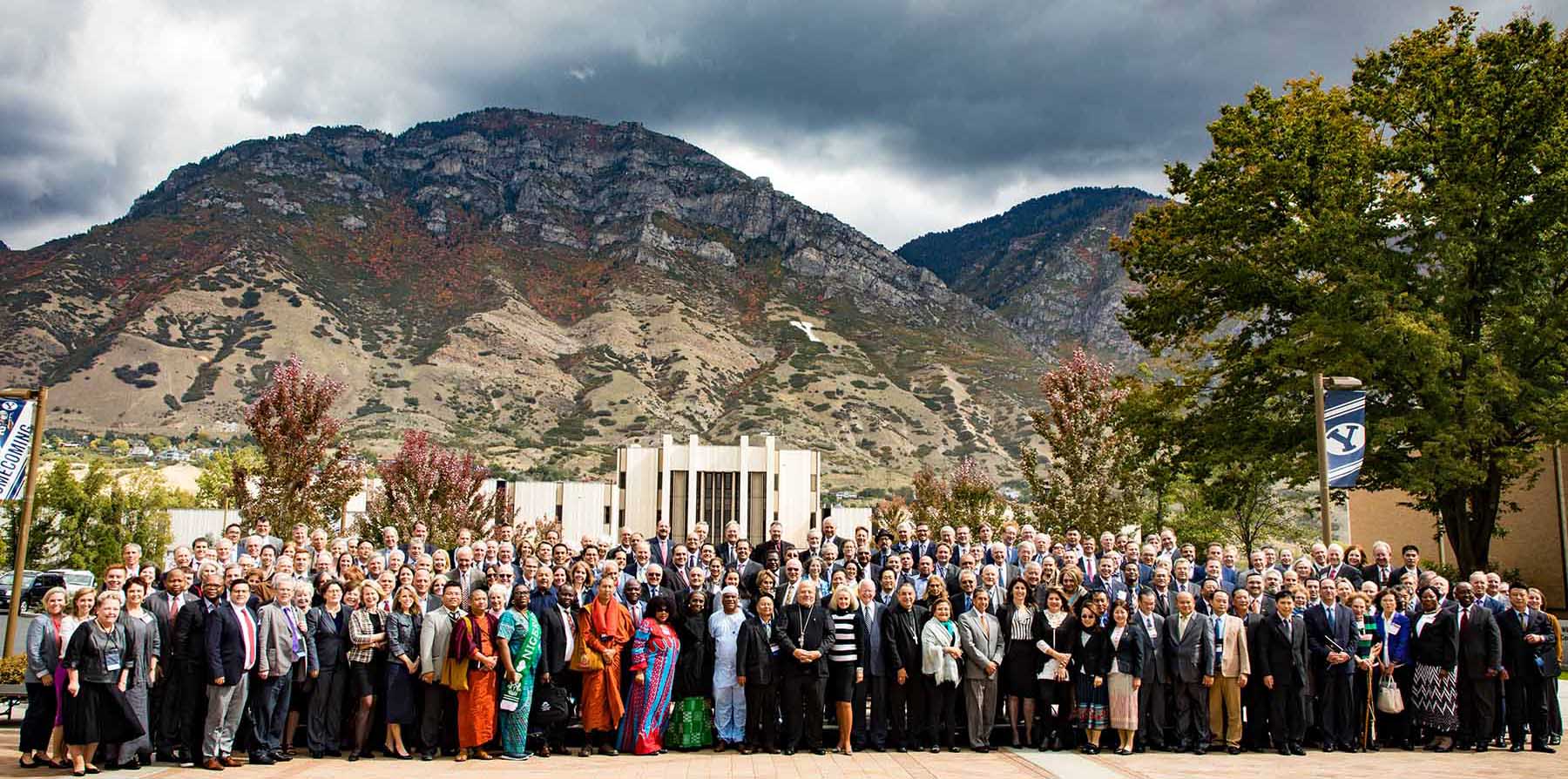 <div style="text-align: center; font-size: large;" >Symposium 2017</div>