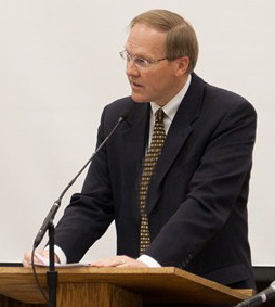 Smith Delivers Religious Freedom Lecture on Tax Privileges of Churches